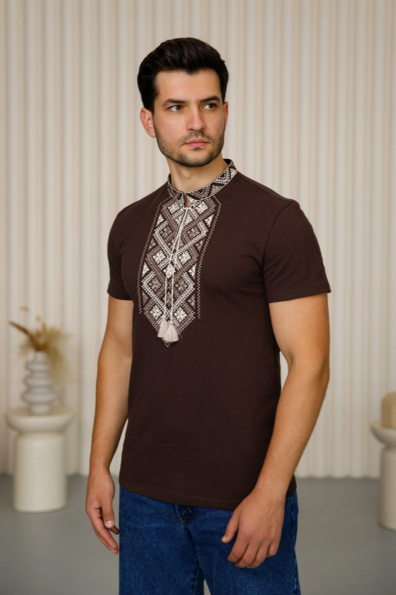 Men's short sleeve brown shirt with beige embroidery "Heritage"