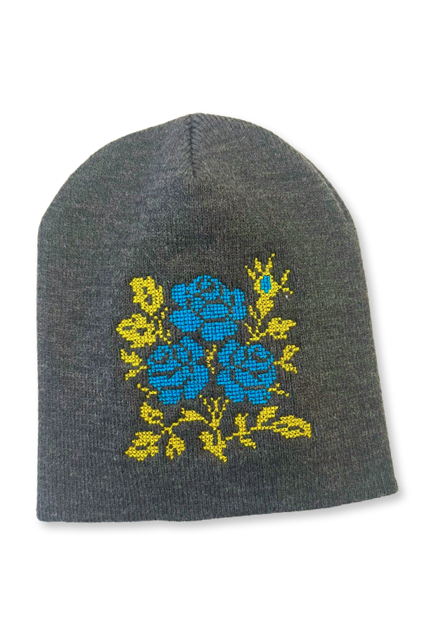 Knitted embroidered beanie hat "Roses"