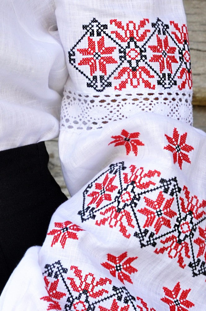 Women's VIP Vyshyvanka "Zirka"